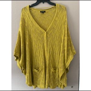 Bat wing slouch button up sweater.